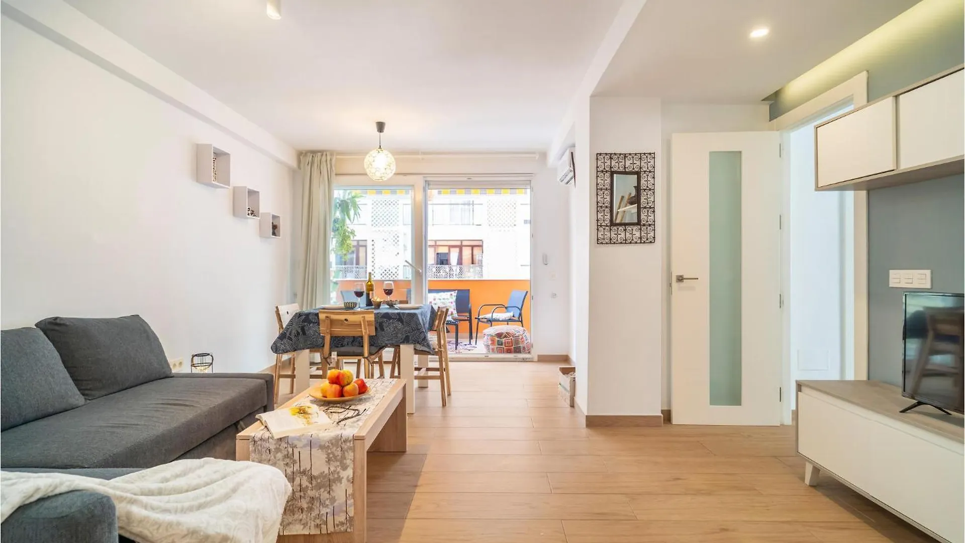 Nice Apartment In Almeria With Kitchenette